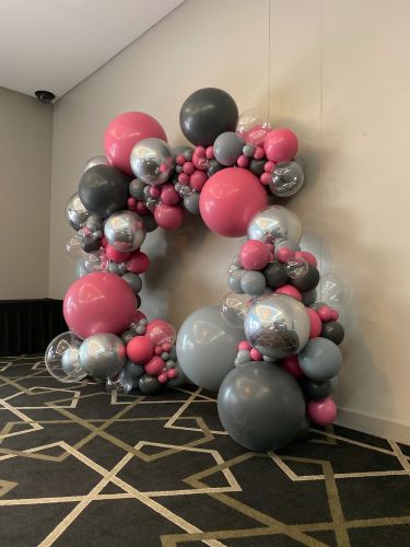 Organic Balloon Arches