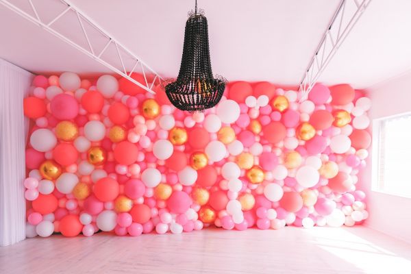 Wedding Bubble Wall $3500 inc1 White Plinth Hire