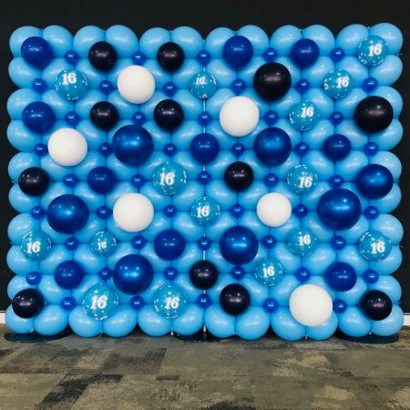 Bubble Wall 16 Theme $400 inc 1 White Plinth Hire